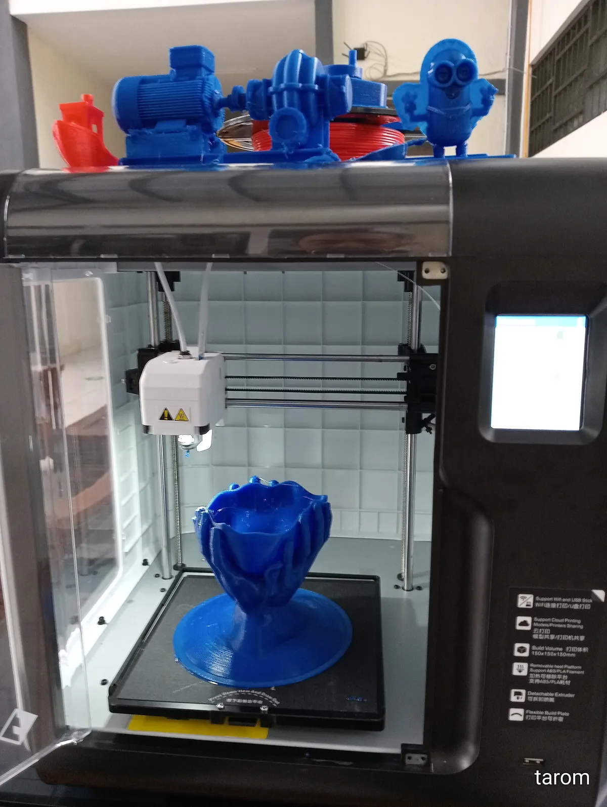 Rolos de filamento para impressão 3D em uma impressora